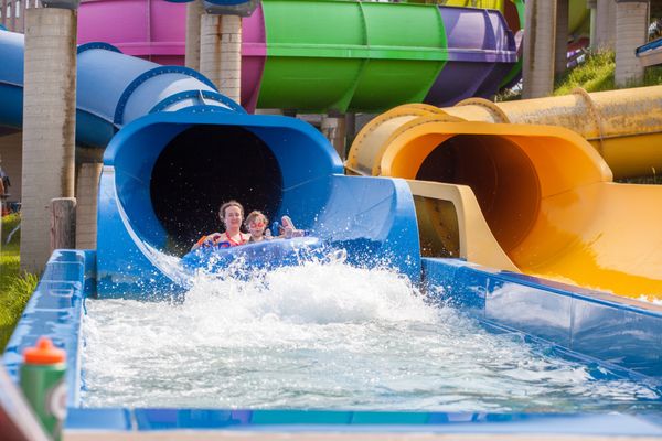 Hurricane Harbor Rockford by null