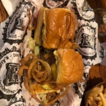 Harry's on Main - Bars Near Me - Providence, Rhode Island