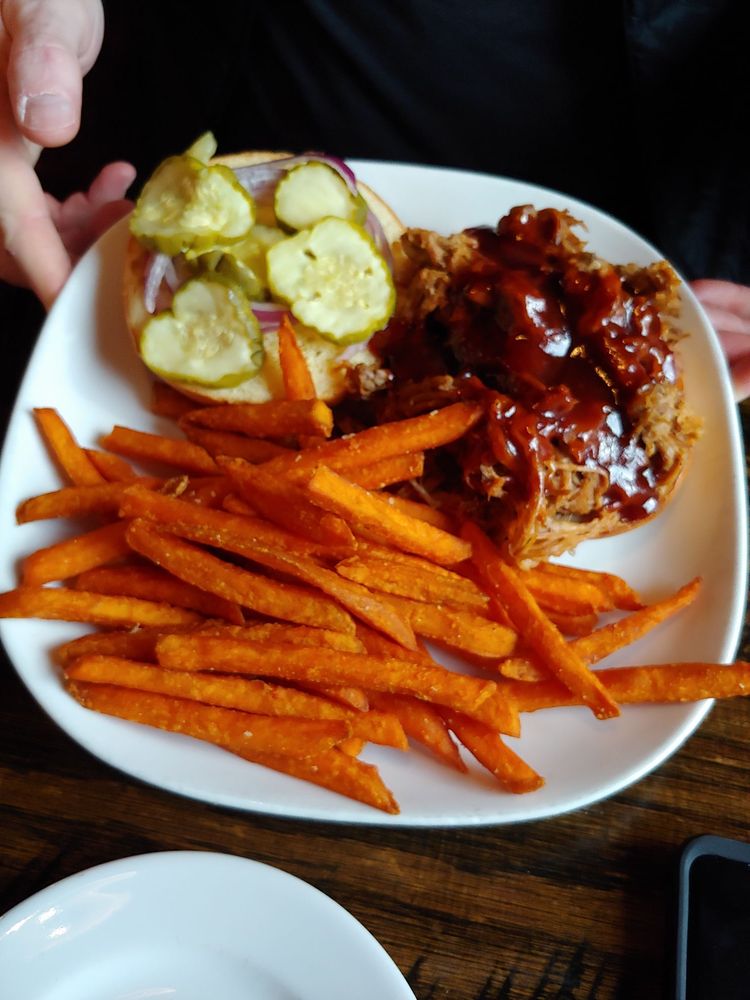 THE POUR HAUS 66 Photos & 97 Reviews 706 Humbolt St, Tell City, IN