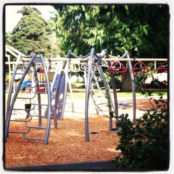 Lake Hills Community Park - Playgrounds Near Me - Bellevue, Washington Lake Hills Community Park - Playgrounds Near Me - Bellevue, Washington
