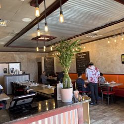 Mamak - Interior seating