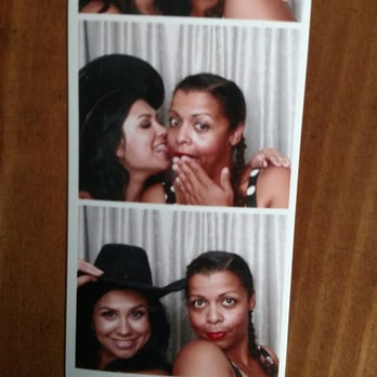 Unique PhotoBooth - Photo Booth Rentals Near Me