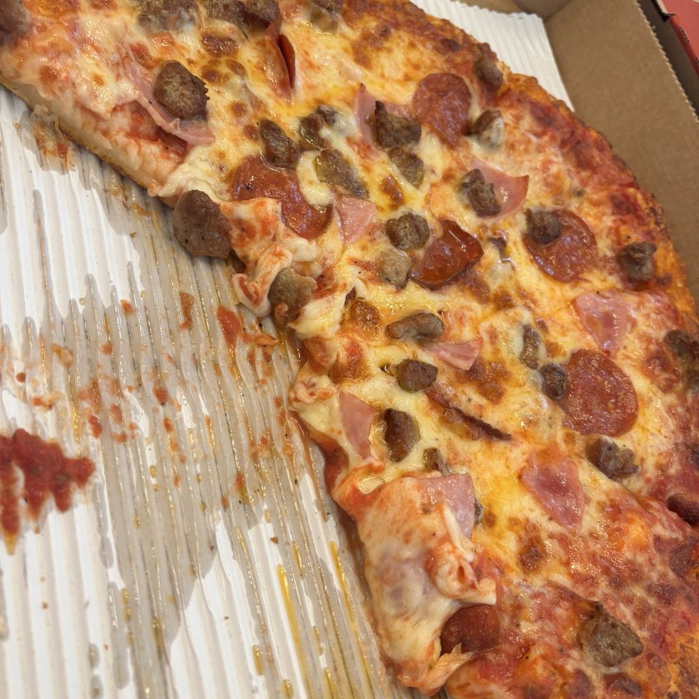 Jet's Pizza - Forgot green peppers - Pizza Near Me - Bradenton, Florida Jet's Pizza - Forgot green peppers - Pizza Near Me - Bradenton, Florida
