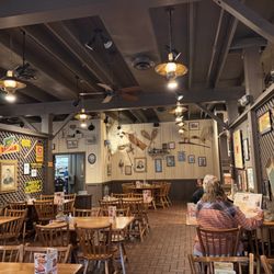 Cracker Barrel Old Country Store - Very clean and honey with plenty of tables for large crowds! Cool shop as well!