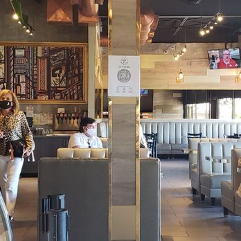 Mo's Bagels & Deli - Inside sitting area - Breakfast & Brunch Near Me - Hallandale Beach, Florida Mo's Bagels & Deli - Inside sitting area - Breakfast & Brunch Near Me - Hallandale Beach, Florida