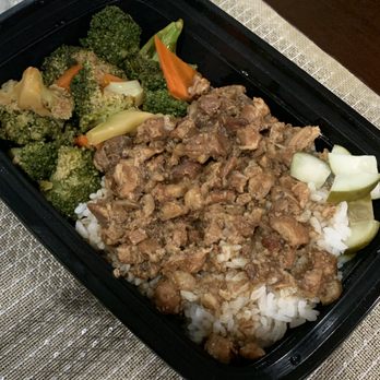 J's Snacks and Tea - Hometown minced pork stew bowl - Chinese Near Me - Berkeley, California
