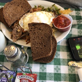 Lisa's Radial Cafe - Breakfast & Brunch Near Me - Omaha, Nebraska