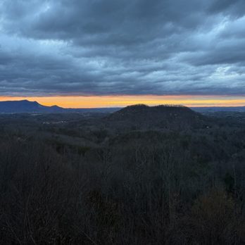 Cabins USA - Pretty view - Vacation Rentals Near Me - Sevierville, Tennessee