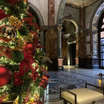 Kimpton Fitzroy London - Meeting spot in the lobby - Hotels Near Me - London, XGL