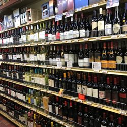 Oaks Liquor Store