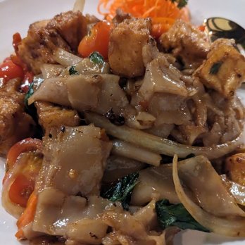 Pama Thai - Pad Kee Mao - Thai Near Me - Potomac, Maryland