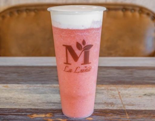 La Luna Tea and Dessert Bar by null