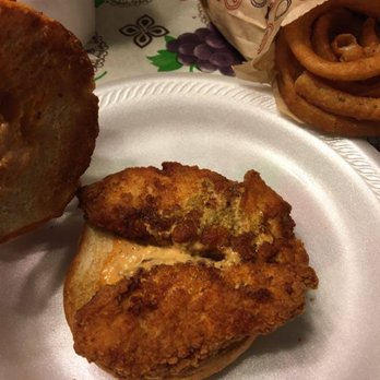 Blake's Lotaburger - Chicken sandwich was plain,  no pickles no flavor and very sloppily made - Burgers Near Me - Bernalillo, New Mexico