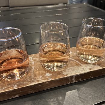 The Republic on Grand - Rose flight    @hybrideater - Bars Near Me - Des Moines, Iowa