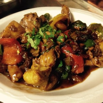 Laliguras Bistro - Chili Chicken - Himalayan/Nepalese Near Me - Jackson Heights, New York