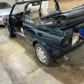 RNR Automotive Refinishing - Extra metallic flake added for more sparkle - Body Shops Near Me - Bellevue, Washington RNR Automotive Refinishing - Extra metallic flake added for more sparkle - Body Shops Near Me - Bellevue, Washington