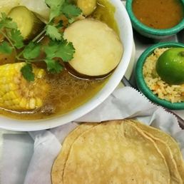 Caldo De Rez 32 Oz Large Bowl