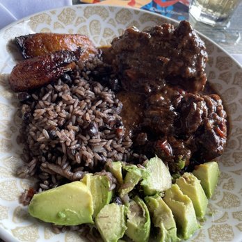 La Cañita Bayside - Oxtail, amazing flavors. Rice was a bit salty. - Cuban Near Me - Miami, Florida La Cañita Bayside - Oxtail, amazing flavors. Rice was a bit salty. - Cuban Near Me - Miami, Florida