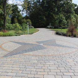 Sauders Hardscape Supply - Project finished by : Willow Gates Landscaping