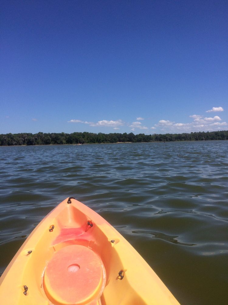 Lake Wauburg Logo