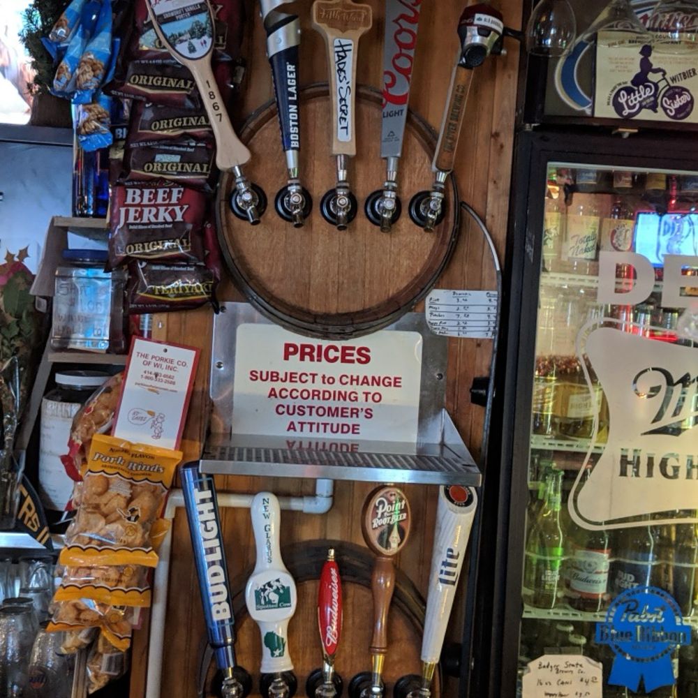 Debs Spare Time - Draft beer options (some seasonally change) - Bars Near Me - Oshkosh, Wisconsin
