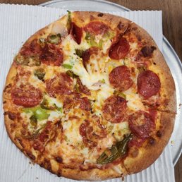 Personal Pizza Pepperoni, green peppers, onion and jalapeño.