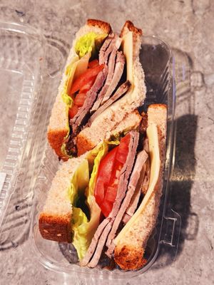Diamond Head Market & Grill by null