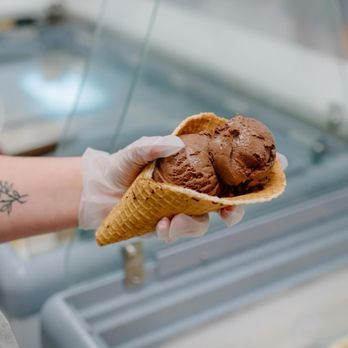 Frisbies Dairy Barn - Homemade waffle cones! - Ice Cream & Frozen Yogurt Near Me - Windsor, Connecticut Frisbies Dairy Barn - Homemade waffle cones! - Ice Cream & Frozen Yogurt Near Me - Windsor, Connecticut