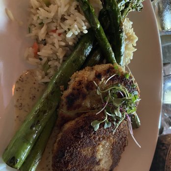 BLVD Kitchen & Bar - Crab cake entree with rice & asparagus - American Near Me - Minnetonka, Minnesota BLVD Kitchen & Bar - Crab cake entree with rice & asparagus - American Near Me - Minnetonka, Minnesota