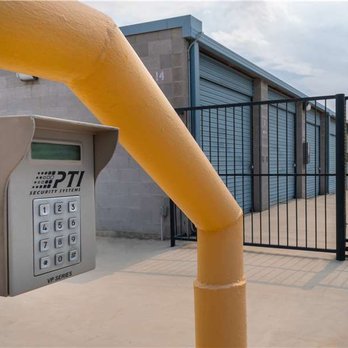 Extra Space Storage - Office - Self Storage Near Me - Hesperia, California