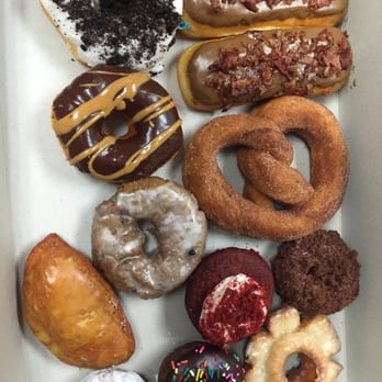 Cake Among Us - Desserts Near Me - Rancho Cucamonga, California
