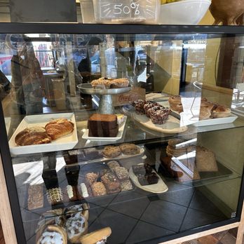 Cambria Coffee - Pastries - Coffee & Tea Near Me - Cambria, California