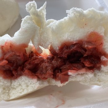 Best Baguette - Roast Pork Steamed Bun innards shot - Vietnamese Near Me - Beaverton, Oregon