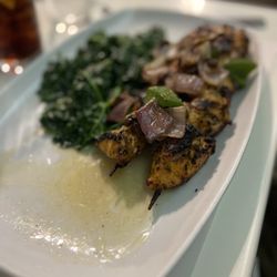 Opa Grille - Chicken Souvlakt Platter