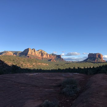 Cathedral Rock - Hiking Near Me - Sedona, Arizona Cathedral Rock - Hiking Near Me - Sedona, Arizona