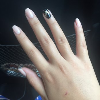 Cutee Nails - Nail Salons Near Me - Encinitas, California