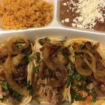 Tacos El Rey - 3 taco combo to go W/ grilled onions - Mexican Near Me - Reno, Nevada Tacos El Rey - 3 taco combo to go W/ grilled onions - Mexican Near Me - Reno, Nevada
