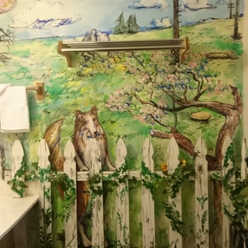 Deep Creek - Whimsical 3d wall mural gives this budget motel a bit of personality. - Hotels Near Me - Running Springs, California Deep Creek - Whimsical 3d wall mural gives this budget motel a bit of personality. - Hotels Near Me - Running Springs, California