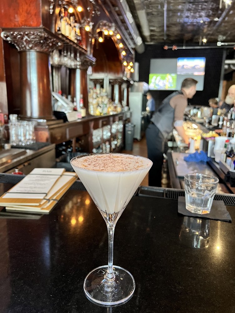 Social spots from Bar Figaro