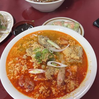 Pho Tien Thanh - Minced Prawns In Crab Noodle Soup - Vietnamese Near Me - Toronto, Ontario Pho Tien Thanh - Minced Prawns In Crab Noodle Soup - Vietnamese Near Me - Toronto, Ontario
