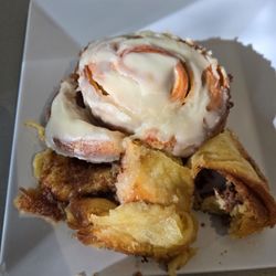 Edgar's - You'll never find a more delicious cinnamon roll!!!