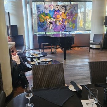Bistango in Irvine - American Near Me - Irvine, California