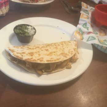 Johnny Gringo Painesville - Chicken quesadilla - Mexican Near Me - Painesville, Ohio