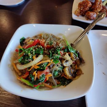 Bonchon Arden - Chicken Shop Near Me - Sacramento, California