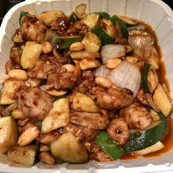 Wei Wei BBQ 'N Noodle House - Kung Pao Chicken (very flavorful, some heat) - VN - Chinese Near Me - Wailuku, Hawaii Wei Wei BBQ 'N Noodle House - Kung Pao Chicken (very flavorful, some heat) - VN - Chinese Near Me - Wailuku, Hawaii