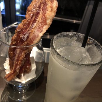 Doc B's Restaurant + Bar - New American Near Me - Chicago, Illinois