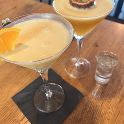 Wolf Hotel Kitchen & Bar - Orange & passion fruit martini