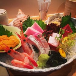魚作 - Assorted sashimi from the omakase menu