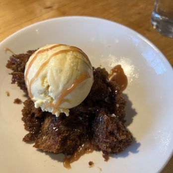 Bantam - Date pudding with ginger ice cream - Pizza Near Me - Santa Cruz, California