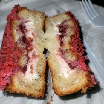 Found Coffee - Strawberries and cream..a little more tart than I had wanted - Coffee & Tea Near Me - Los Angeles, California
